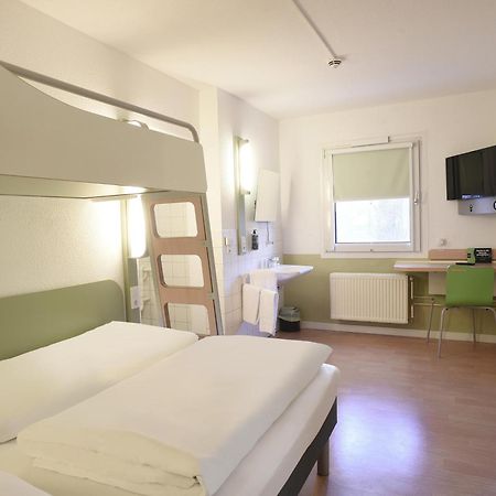 B&B Hotel Rostock-Broderstorf Eksteriør bilde